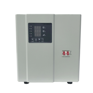 Regulador de Voltaje Industrial 5 kVA/5 kW / 120 V