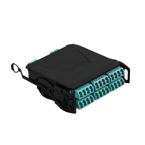 Módulo Plug & Play LightVerse, Hasta 24 fibras, Base 12 Hembra, "Shuttered" LC/UPC para fibra Multimodo OM4, STD Loss