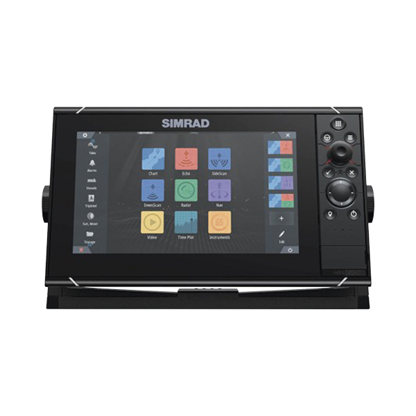 Pantalla de navegación NSS9 Evo3S, integra una ecosonda de 1 kW de potencia, receptor GPS de máxima sensibilidad, y conectividad inalámbrica.