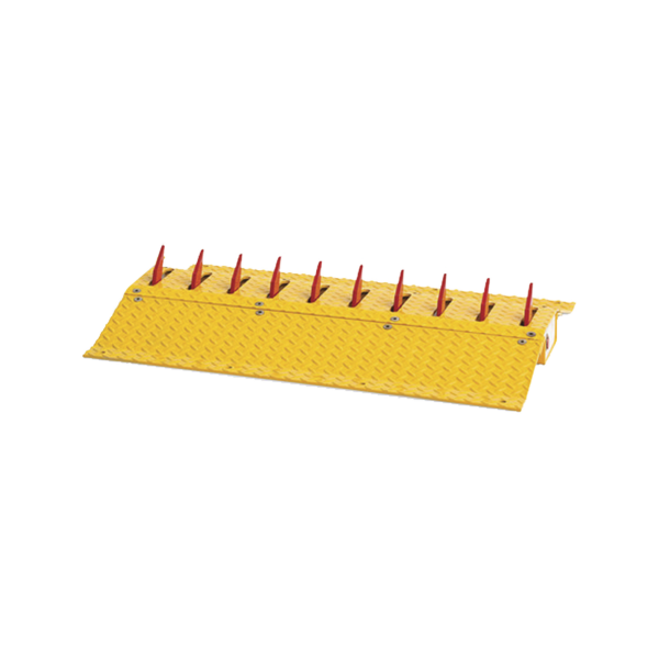 Picos poncha llantas autónomo / No requiere barrera vehicular / Para delimintar dirección de tráfico vehicular / Compatible con 1601-088 / Mide 90cm (3ft) / Fácil instalación de sobreponer