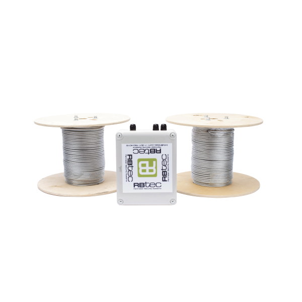 Kit de Cable Sensor Perimetral Para Cercas Ciclonicas IRONCLAD/ 305 METROS / 2 ZONAS; 152 METROS POR ZONA / Sin Falsas Alarmas por Viento / TODO Incluido TARJETA LPU400/ Calibración por Software