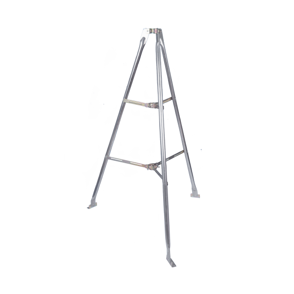 Montaje de tripie para exterior, altura total del tripie 1.52 m. Compatible con mástiles de hasta 3 m de largo 1  1/4 a 2" de diámetro